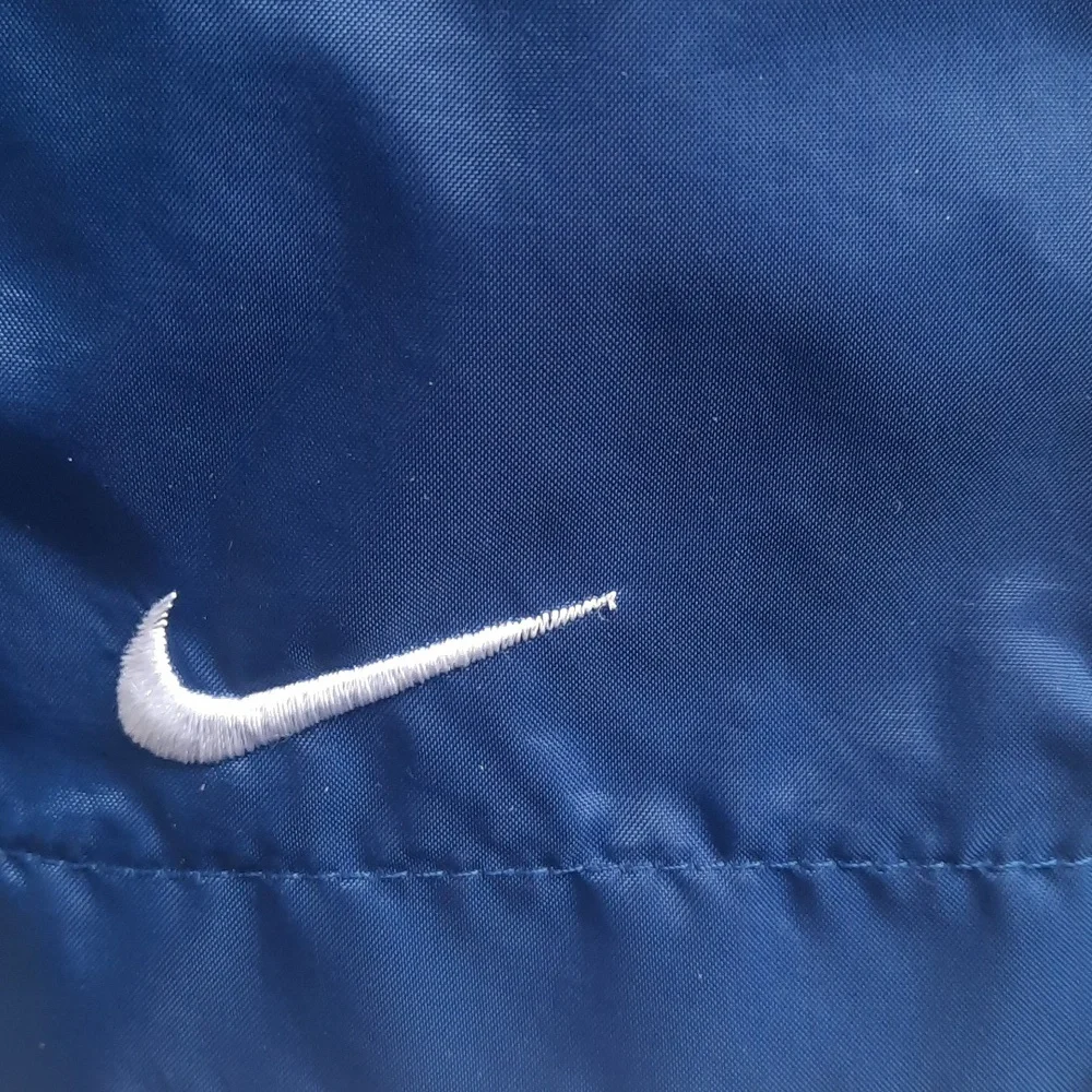 Nike Lined Windbreaker Pants Men Medium Navy Blue Warm-Ups Nylon Swoosh Zip Y2K